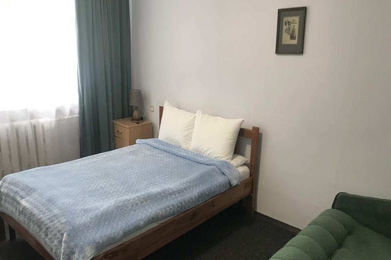 Kozatsky On Antonova Hotel Киев Екстериор снимка