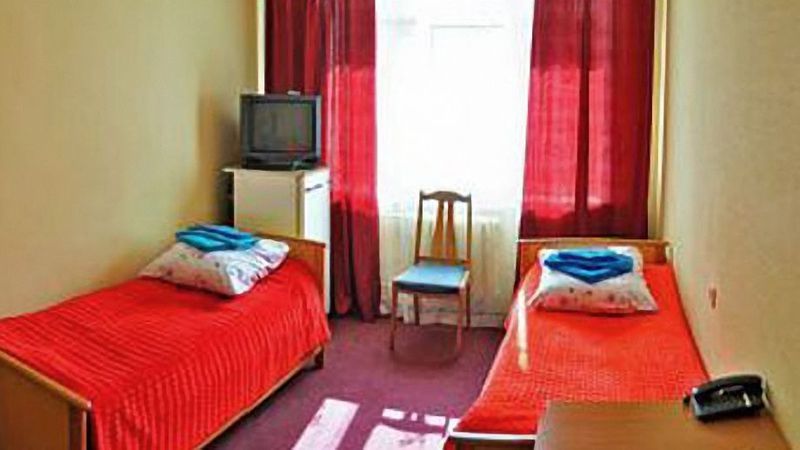 Kozatsky On Antonova Hotel Киев Екстериор снимка