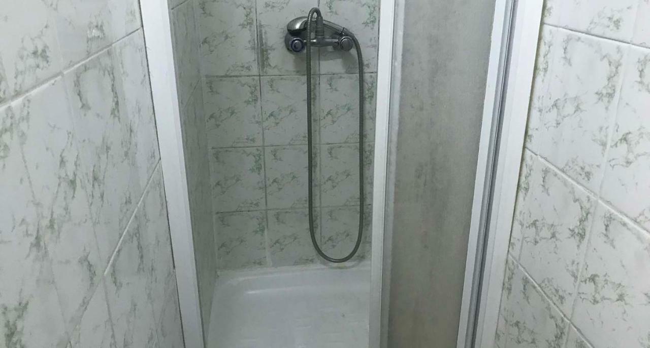 Kozatsky On Antonova Hotel Киев Екстериор снимка