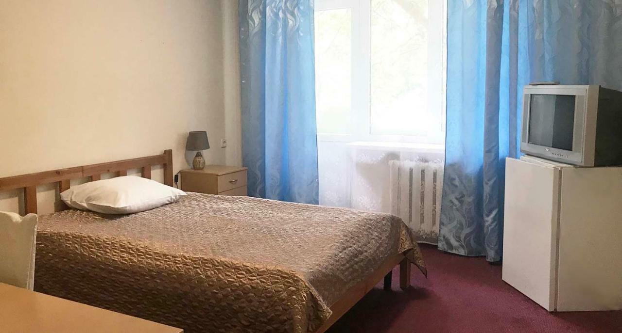 Kozatsky On Antonova Hotel Киев Екстериор снимка