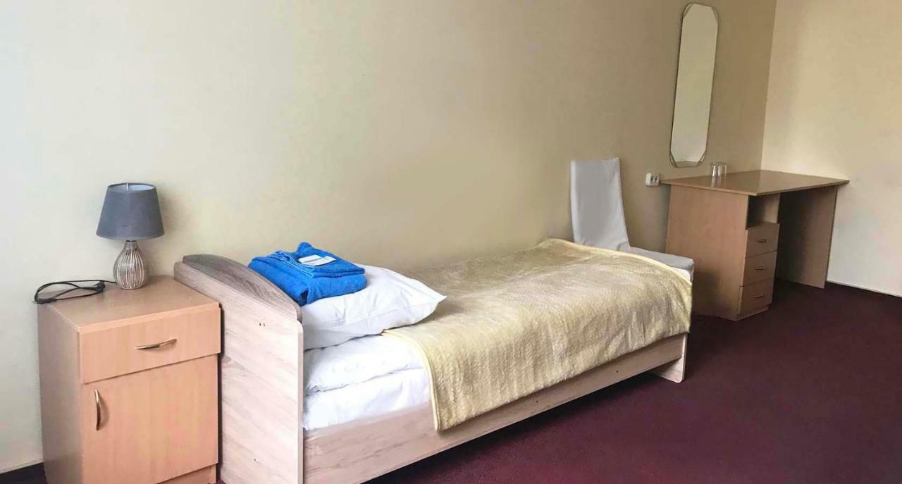 Kozatsky On Antonova Hotel Киев Екстериор снимка