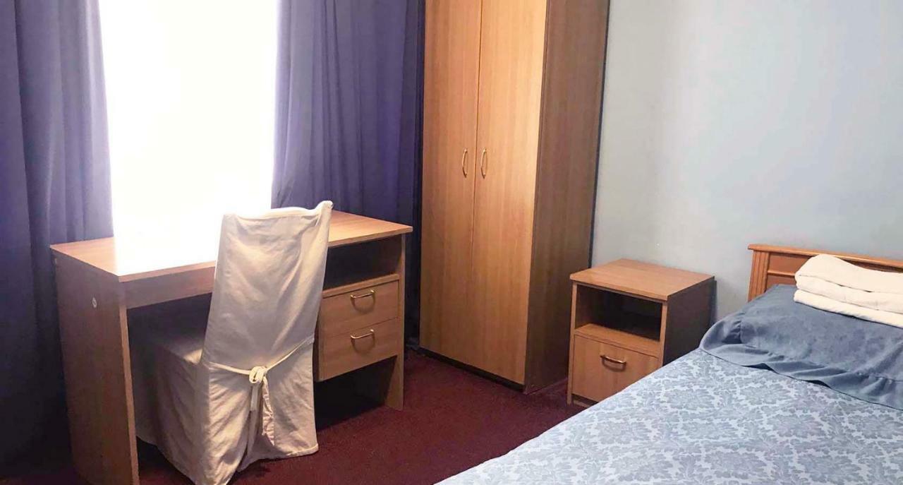 Kozatsky On Antonova Hotel Киев Екстериор снимка